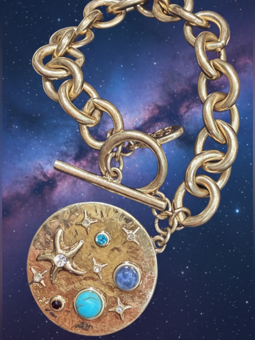 Tommy Bahama NWT GOLD CHAIN BRACELET Toggle Coastal Sea life Medallion Charm